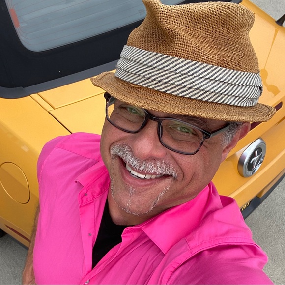 Meet your Posher, Peter - Picture 1 of 1